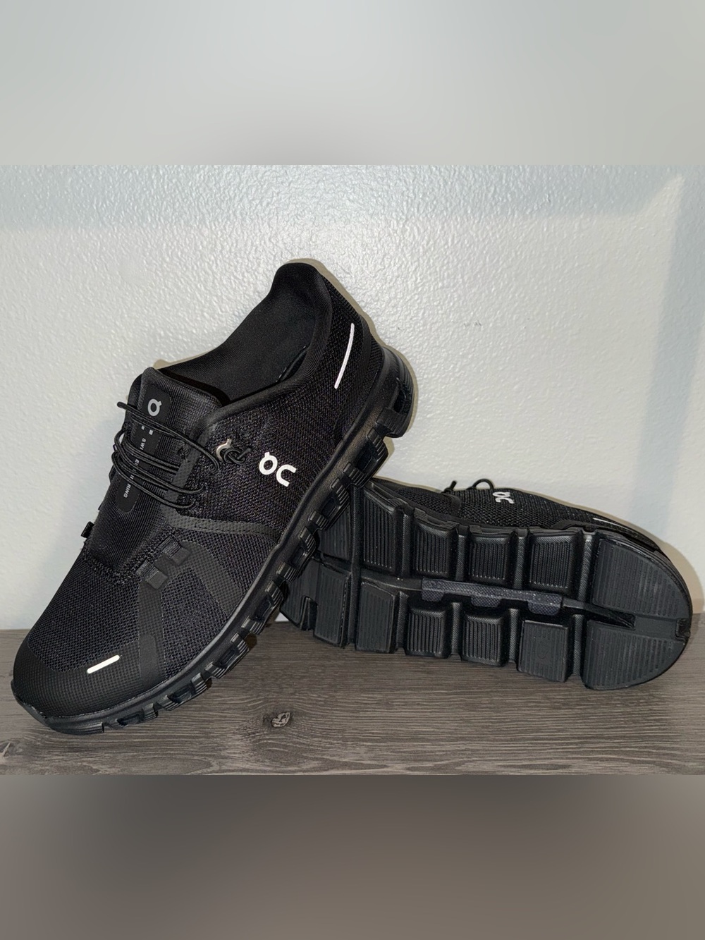 On Running Men's On Cloud 6 Running Shoes - All Black Size 8M New In Box